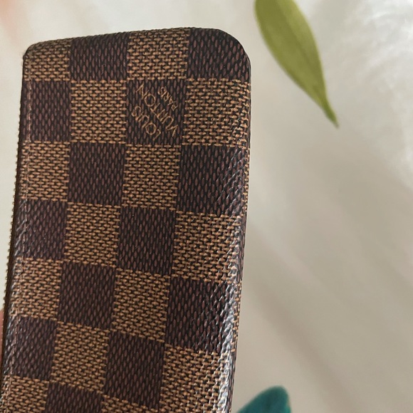 Louis Vuitton key pouch - Picture 4 of 7